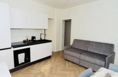 Centro Direzionale Apartment | Sky View -New Door- Apartment 7 with Terrace