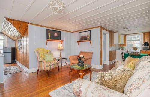 Wetumpka Apartment | Sky views of the famous downtown Wetumpka!