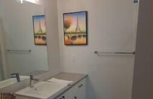 Central Okanagan House | Skylark Bungalow Family Home in Lake Country!