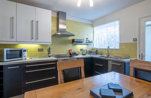 Ambleside Cottage | Skylark Cottage - a single-level, two-bedroom property on the gentle slopes of Wansfell Pike, yet o