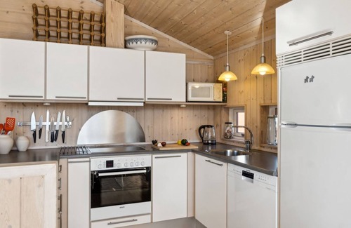 Hoeve Strand House | "Skyler" - 325m from the sea by Interhome