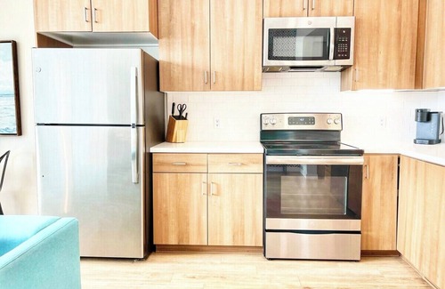 East Village Apartment | Skyline Flat Facing Downtown San Diego