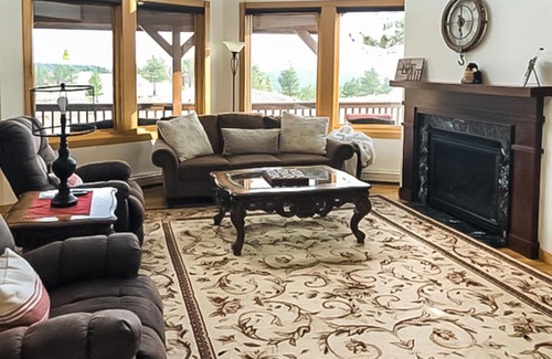 Florissant House | Skyline Ridge
