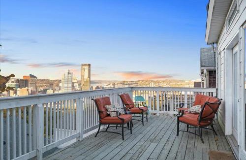 Mount Washington Apartment | Skyline Serenity Retreat