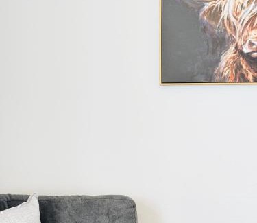 Gorgie Apartment | Skyline View Apartment