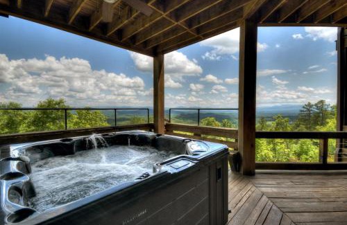 Mineral Bluff House | Skys The Limit - Blue Ridge Cabin - Pet Friendly
