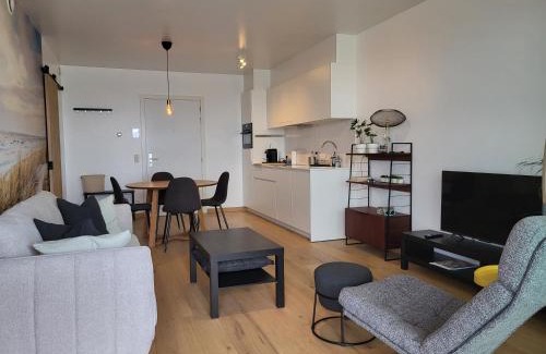 Ostend City Centre Apartment | Skytower One - 14th floor - Splendid Harbour & Sea View