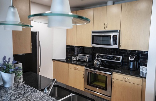 SoNo Condo | Skyview Condo Atlanta