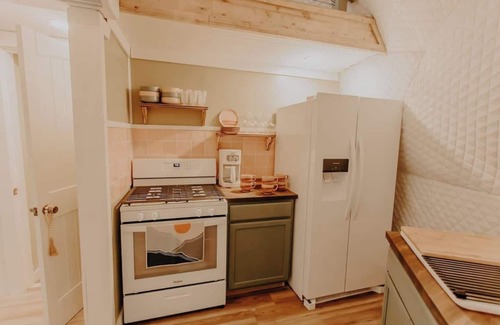 Cosby Apartment | Slate Crossing: Creekside Dome