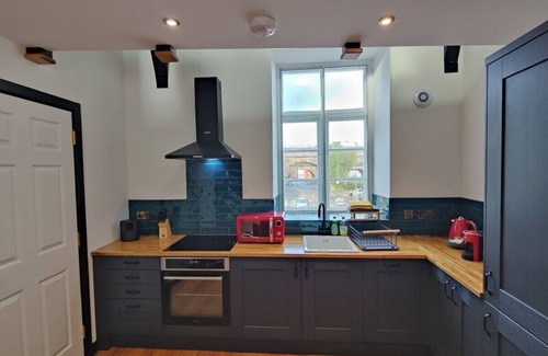 Slateford Apartment | Slateford1770 - The Artist's Retreat - 2 Bed