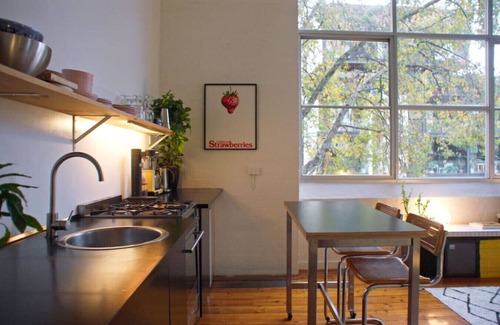 Collingwood Apartment | Sleek and Light filled Inner City Loft Apartment