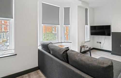 Forest Fields Apartment | Sleek and Stylish Converted 1Bed Flat