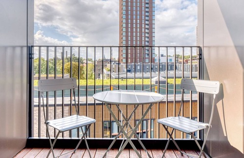 Vesterbro Apartment | Sleek Carlsberg Byen 2BR w/ Courtyard, near Enghave Pl., by Blueground
