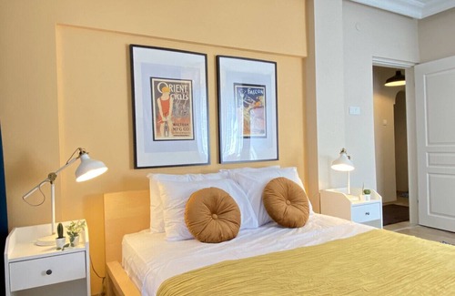 Sisli Apartment | Sleek Flat w Balcony 4 min to Cevahir Mall