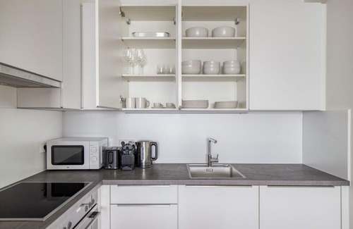 Funfhaus Apartment | Sleek Rudolfsheim-Fünfhaus 1BR w/Elev & Terrace, by Blueground