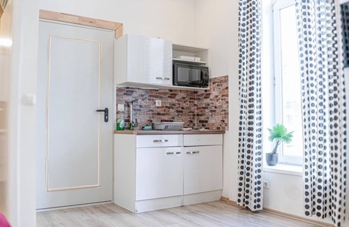Neulerchenfeld Apartment | Sleek Studio Apt. | Suitable for Longstays