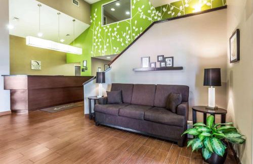 West Ashley Hotel | Sleep Inn Charleston - West Ashley
