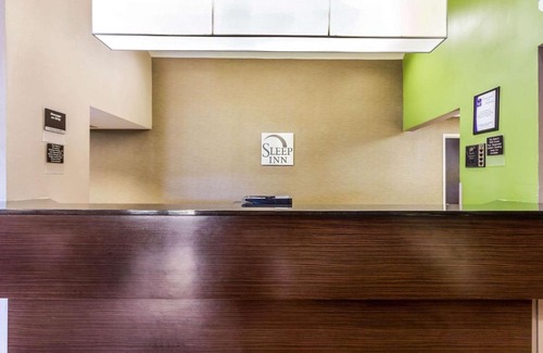 West Ashley Hotel | Sleep Inn Charleston - West Ashley