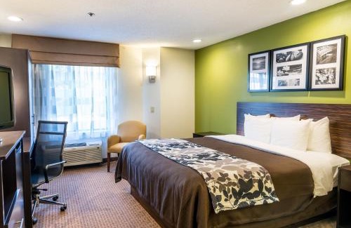 Seven Oaks Hotel | Sleep Inn Columbia