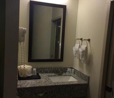 Seven Oaks Hotel | Sleep Inn Columbia