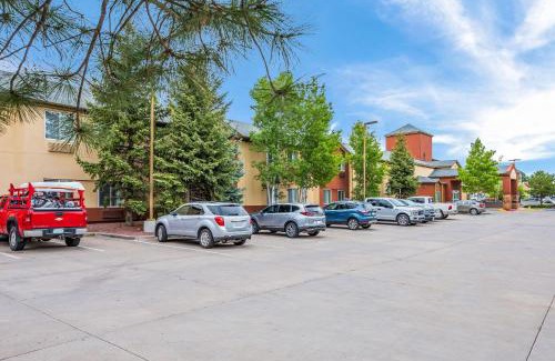 Woodlands Village Hotel | Sleep Inn Flagstaff