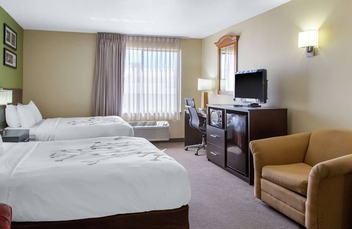 Oildale Hotel | Sleep Inn & Suites Bakersfield North