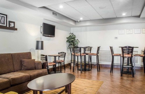 Trevose Hotel | Sleep Inn & Suites Bensalem
