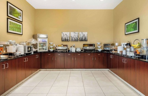 Fargo Hotel | Sleep Inn & Suites Fargo Medical Center