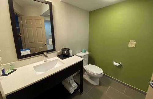 Niantic Hotel | Sleep Inn & Suites Niantic