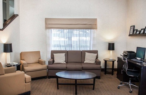 University Place Hotel | Sleep Inn University Place