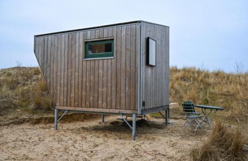 Steenodde House | Sleep Space 1 - Green Tiny Spot Amrum