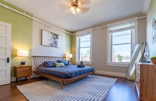 Germantown House | Sleep16 9Bed 5BR 4BA 9Bed Swepson Bungalow