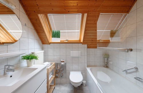 Hundszell House | sleepIN