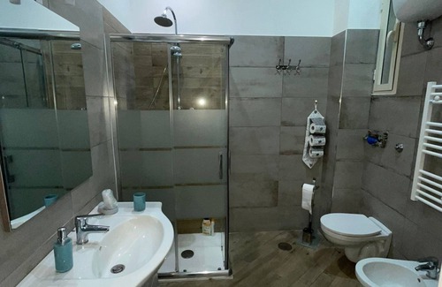 Naples City Centre Apartment | Sleeping in Naples Center holiday house holiday home