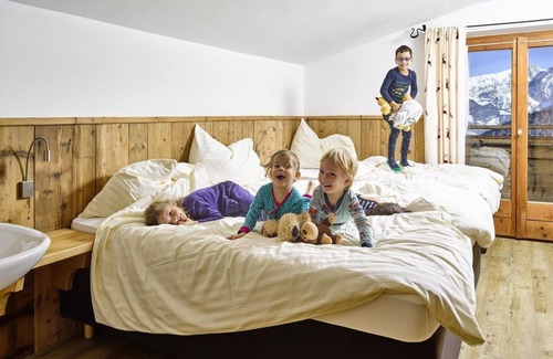 Soell House | "Sleeping in the witches' water" triple room - Alpengasthof Hochsöll
