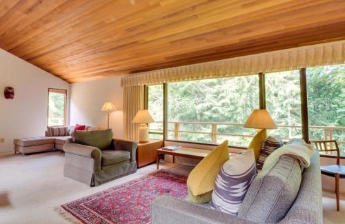 Port Angeles House | Sleeping Raven Woodland Retreat