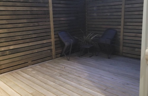 Rotorua Apartment | Sleepout Hideaway , close to the CBD and Forest