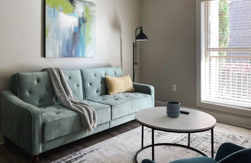 Ferndale Apartment | Sleepover: Blissful 1BD/1BA + Gym - Little Rock