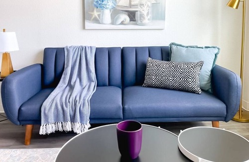 Walnut Hills Apartment | Sleepover: Divine 1BD/1BA + Gym - Downtown Cincinnati