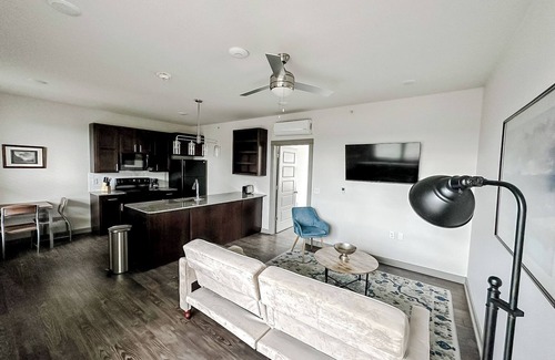 North Little Rock Apartment | Sleepover: Exclusive 1BD/1BA + Gym - Little Rock