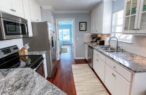 Kiska Beach House | Sleeps 10, 4 bdrm/2bath house, West End PCB, Dogs ok, Golf Cart included