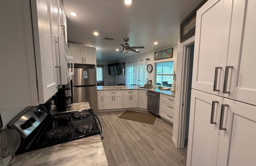 Tradewinds House | Sleeps 10 - Available Year Round - Huge Private Home