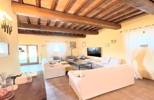 Loreto Villa | Sleeps 10. Exclusive pool + play area/children. Veranda by pool. Detached villa