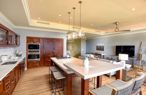 Wailea House | Sleeps 10, Family Favorite, Fully Upgraded Modern Renovated & Decorated Remodel