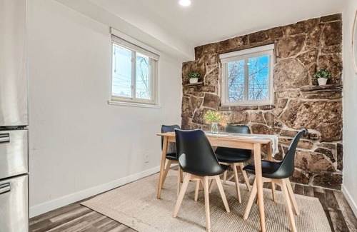 Berkley House | Sleeps 10 I Denver I Red Rocks I Tennyson I Pets