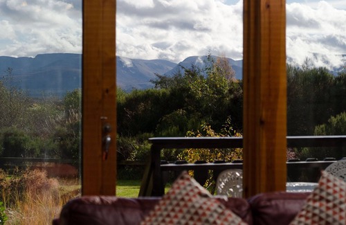Aviemore House | Sleeps 10 in 3 double rooms, 1 twin room and 1 pull out bed