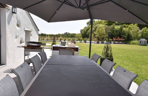Chateauneuf House | Sleeps 10 with private indoor heated pool
