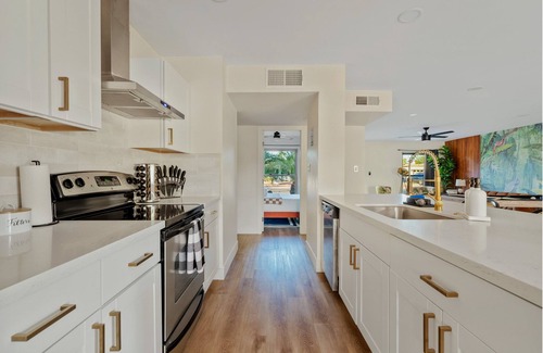 Shea North Estates House | Sleeps 12 - Close To OT - New Pool + Hot Tub - Family Friendly