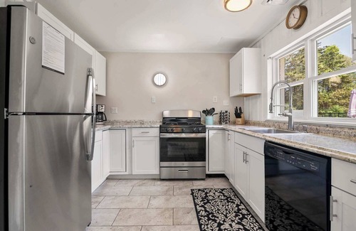 West Harwich House | Sleeps 14 Home w/Pool Great for Families!