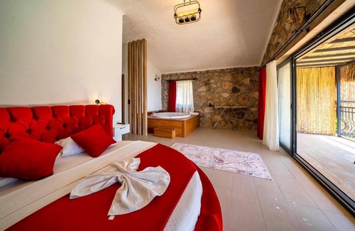 Faralya Villa | Sleeps 2, Villa with Heated Pool - AWZ 273